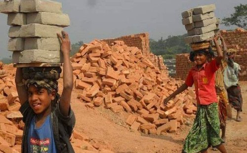 ঝুঁকিপূর্ণ কাজে নিয়োজিত ৩৫ লাখ শিশু