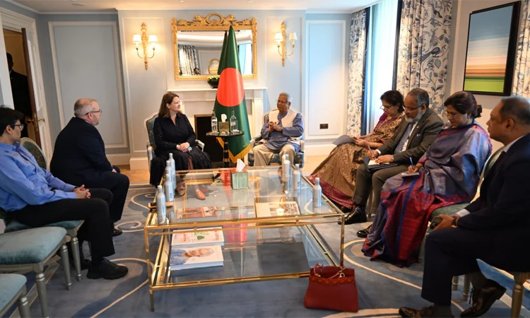 এইচএমএস এন্টারপ্রাইজ সার্ভে জাহাজ সম্পর্কে প্রধান উপদেষ্টাকে অবহিত করলো ইউকে টিম