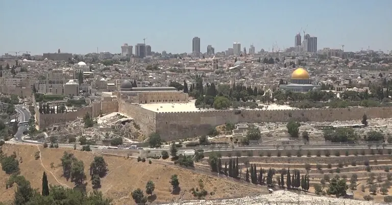 আল-আকসায় হামলার দায় ইরানের ঘাড়ে চাপানোর ষড়যন্ত্র!