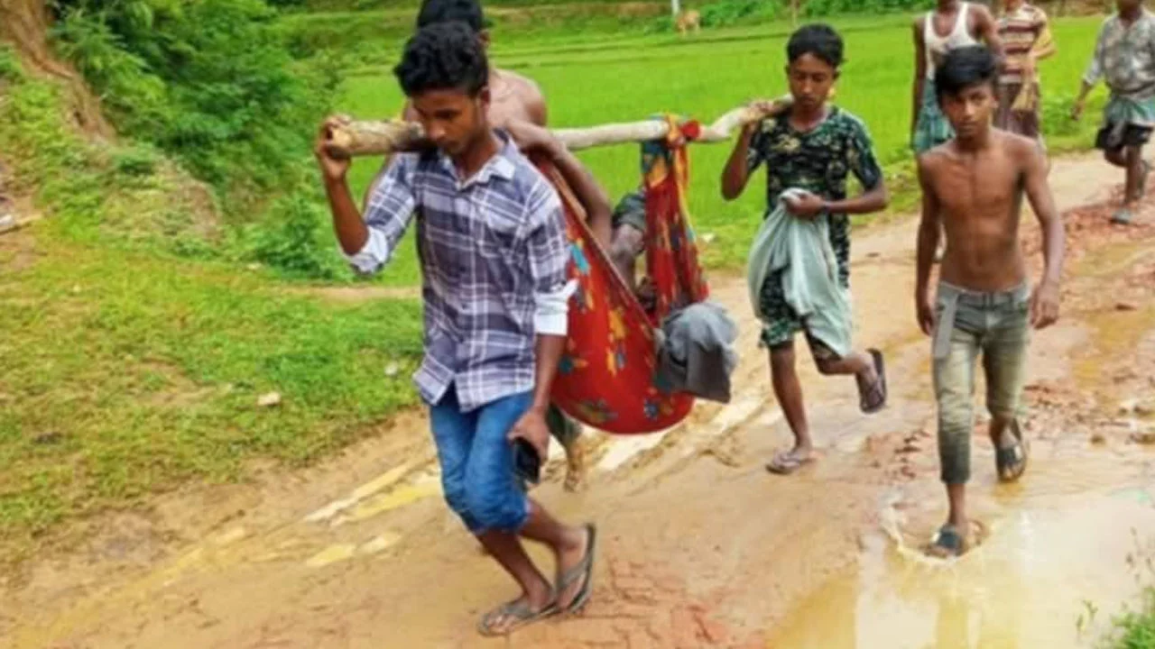 সীমান্তে ফের মাইন বিস্ফোরণ, পা বিচ্ছিন্ন যুবকের