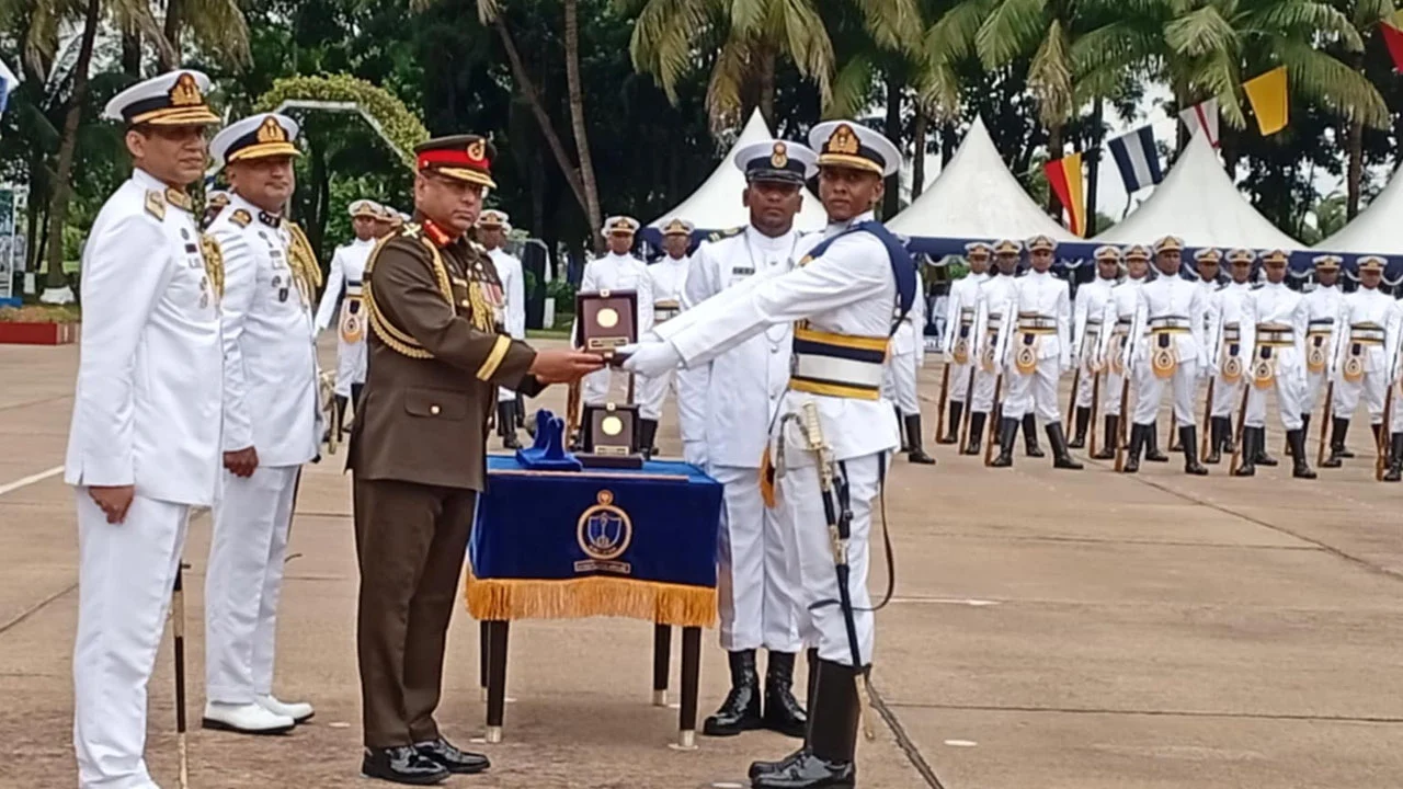 সার্বভৌমত্ব রক্ষায় প্রস্তুত থাকতে হবে: চট্টগ্রামে সেনাপ্রধান