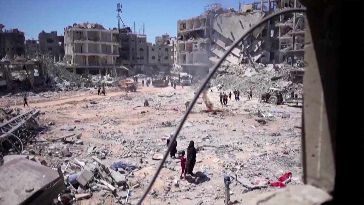 গাজায় ইসরায়েলি হামলায় আরও ৪১ প্রাণহানি