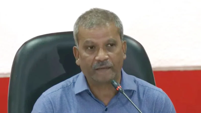 উপদেষ্টাদের বিরুদ্ধে মিথ্যাচারের পরও মামলা করা হয়নি: আসিফ নজরুল