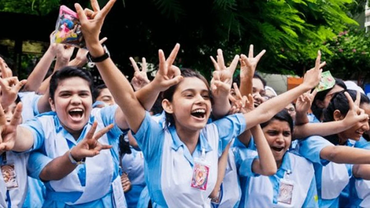 এসএসসির ফল প্রস্তুত, শিগগির প্রকাশ