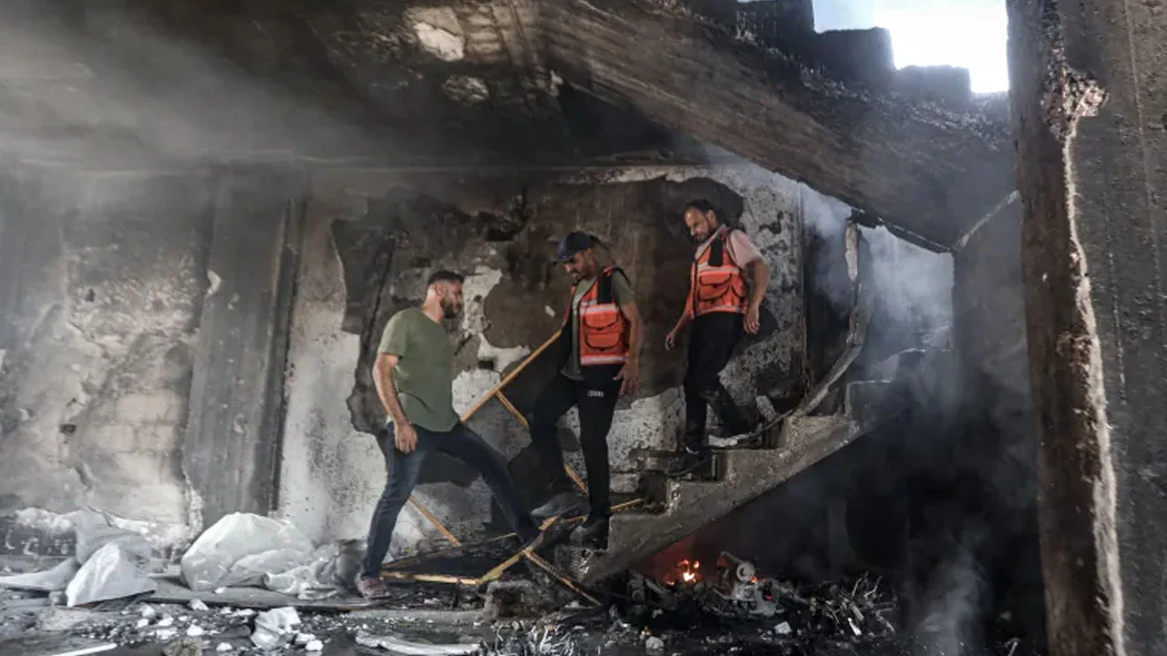 গাজায় ইসরাইলি হামলায় আরো ৮২ জনের মৃত্যু