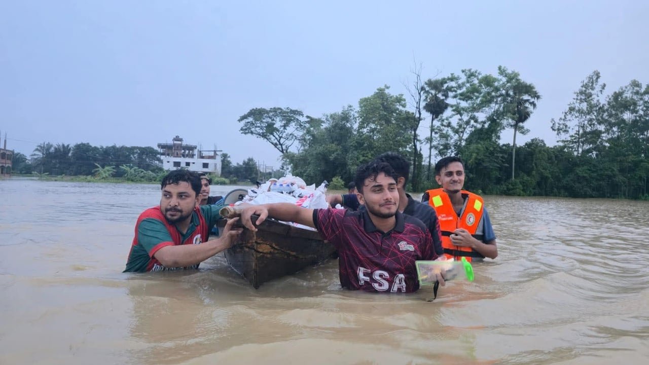 ফেনীর ৪৯টি আশ্রয়কেন্দ্রে ৭ হাজার মানুষ