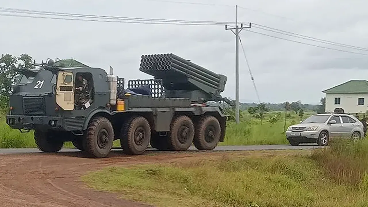 মুখোমুখি সংঘাতে থাইল্যান্ড-কম্বোডিয়া, সামরিক শক্তি কার কেমন