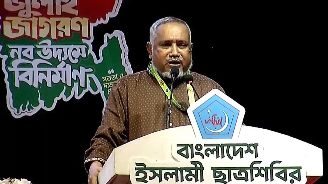 জুলাইয়ের বিশ্বাসঘাতকদের প্রতিহত করতে হবে: ডা. তাহের